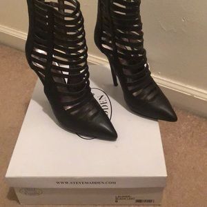 LIKE NEW - Steve Madden Lauper size 8